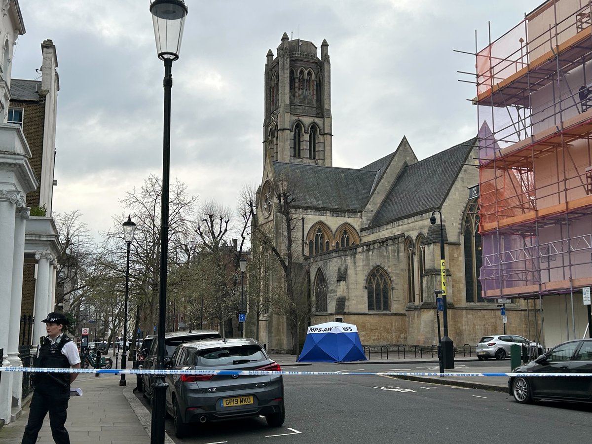 Dead baby found in bag next to bin at Notting Hill church as police launch urgent hunt for mother