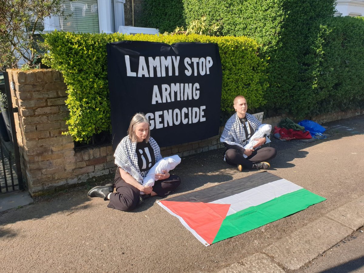 Youth Demand protest: Activists place 'body bags' outside David Lammy's home and block roads in central London