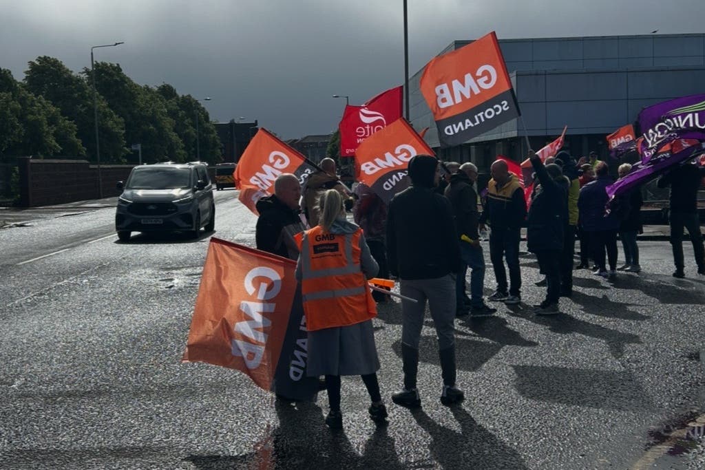 Swinney ‘must be held to account’ over Scottish Water pay dispute, unions say