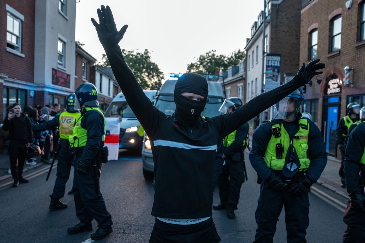 Nigel Farage blames 'bad eggs' for Epping protest violence as Tommy Robinson vows to bring 'thousands' to town