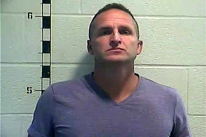 Ex-police officer gets 3-year prison sentence over Breonna Taylor death