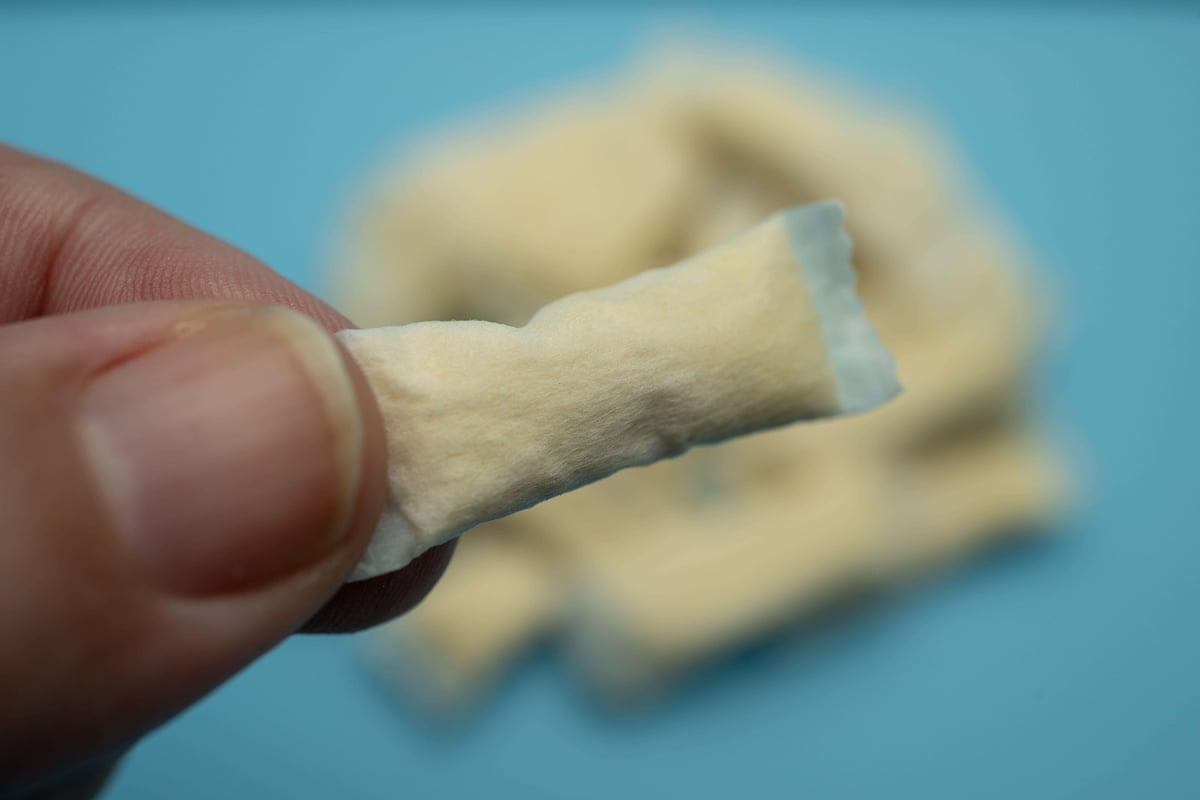 Are nicotine pouches dangerous? One in eight UK teens tries smokeless product