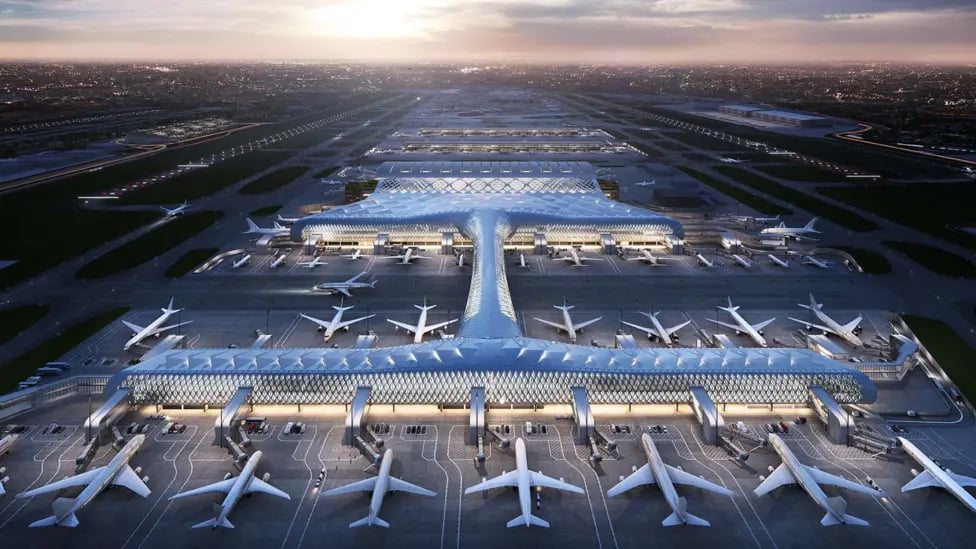 Hotel tycoon unveils rival Heathrow expansion plan with shorter third runway