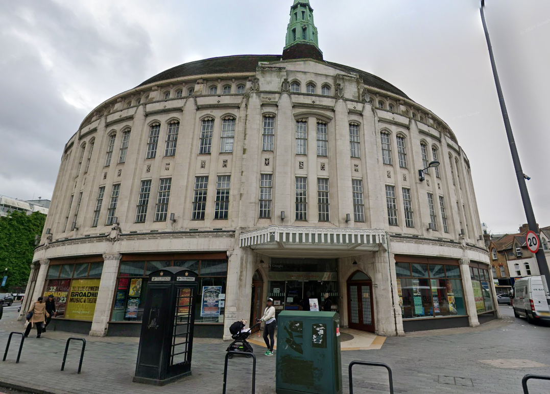 Mother whose sick child was left in damp and mouldy flat by south London council is awarded £9,400