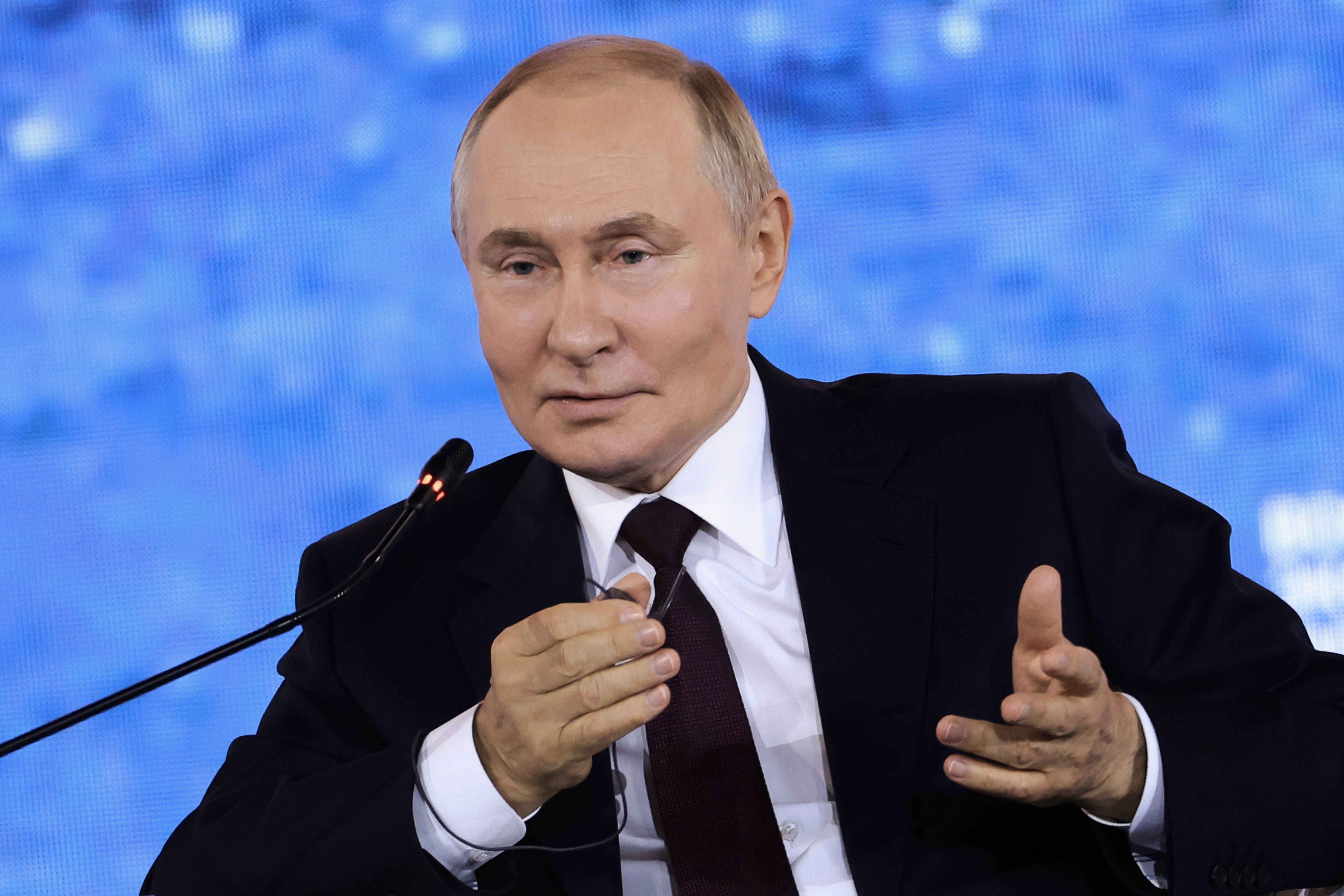 Starmer condemns Putin over ‘cowardly’ assault on Kyiv