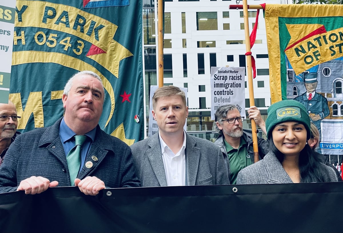 We are not hardliners, says RMT chief as peace talks get underway at TfL to avert more Tube strikes