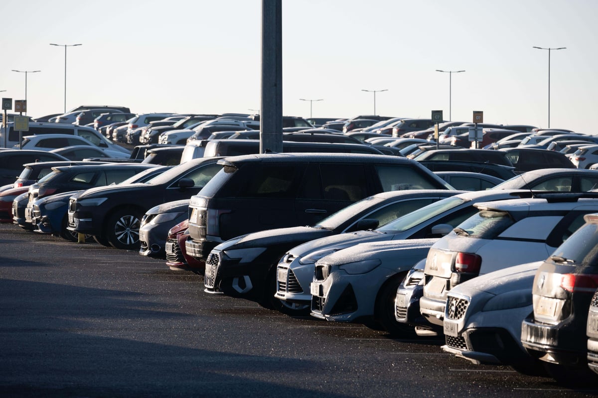 City council approves plans to make SUV drivers pay more for parking