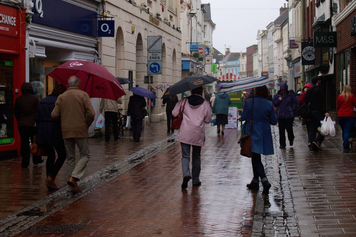 Full list of major UK shops closing their doors in 2026
