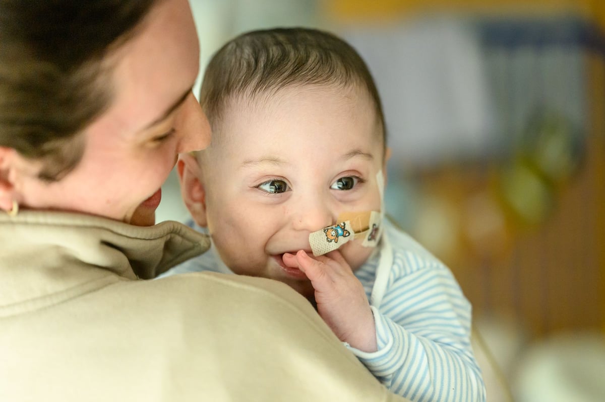 'Remarkable' baby boy home for Christmas after 500 days in hospital
