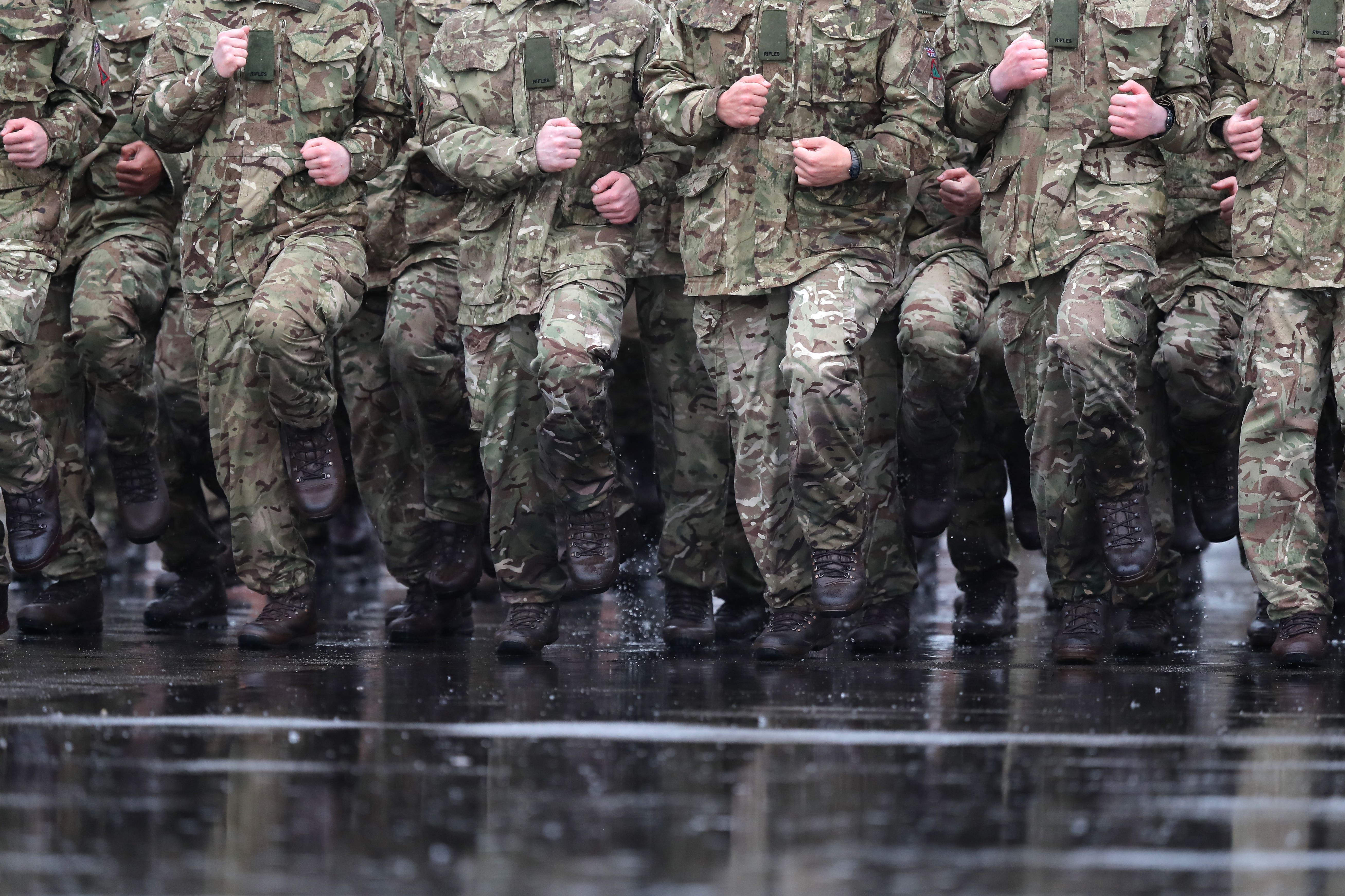 Scots soldiers continue wartime tradition with blanket design competition
