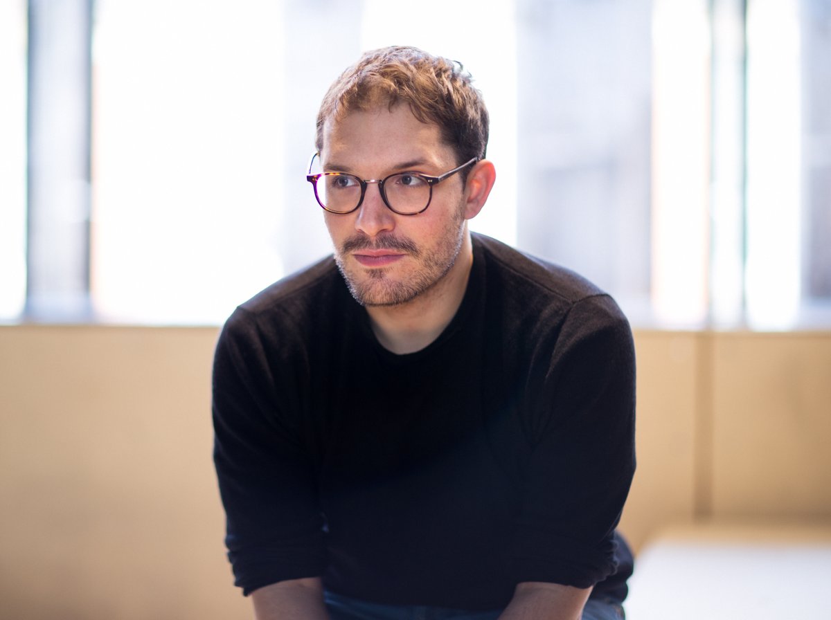 Greek hero: how Robert Icke made his three-hour courtroom drama Oresteia as relevant as ever | London Evening Standard