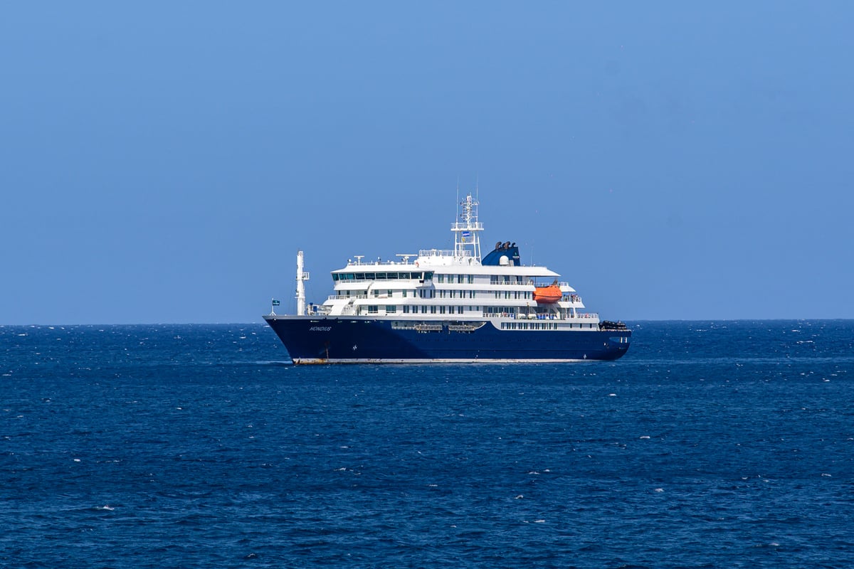 Hantavirus latest: Third British national has suspected rat-borne virus on remote South Atlantic island