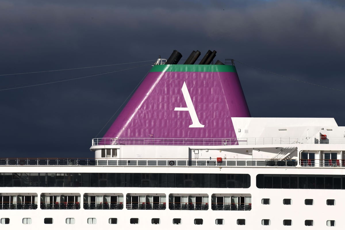 More than 1,700 people held on cruise ship after gastroenteritis outbreak