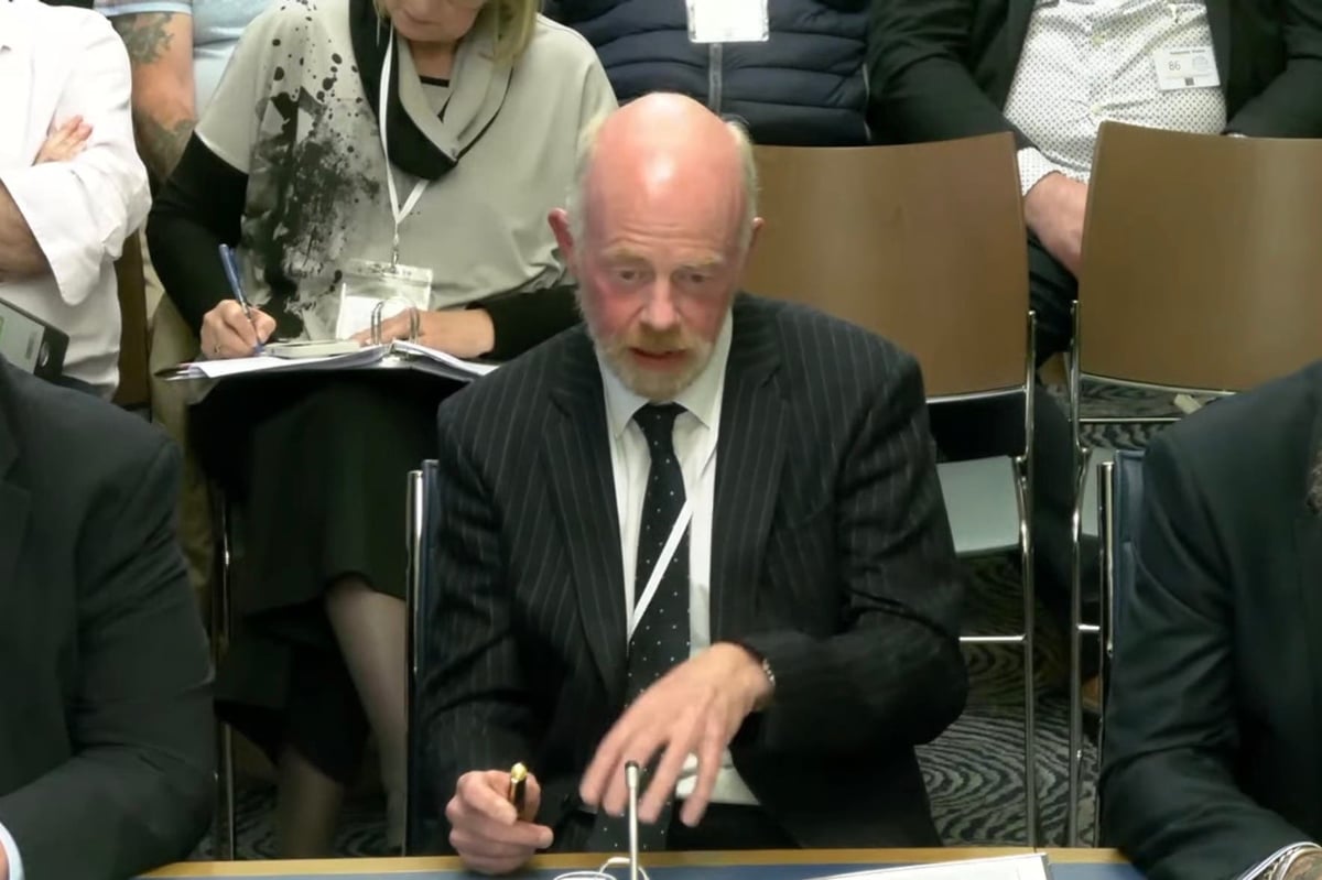 Senior judge challenges Stormont to agree support scheme for Troubles bereaved
