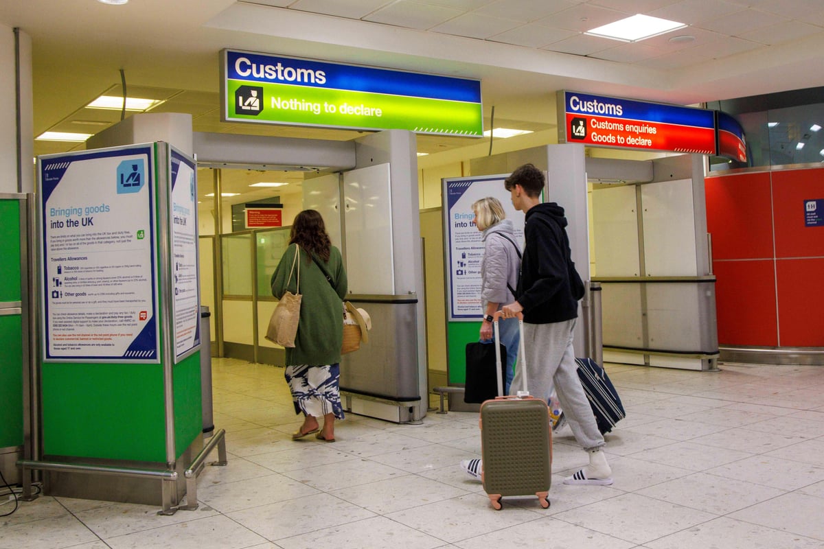 Net migration to the UK: Key numbers and trends