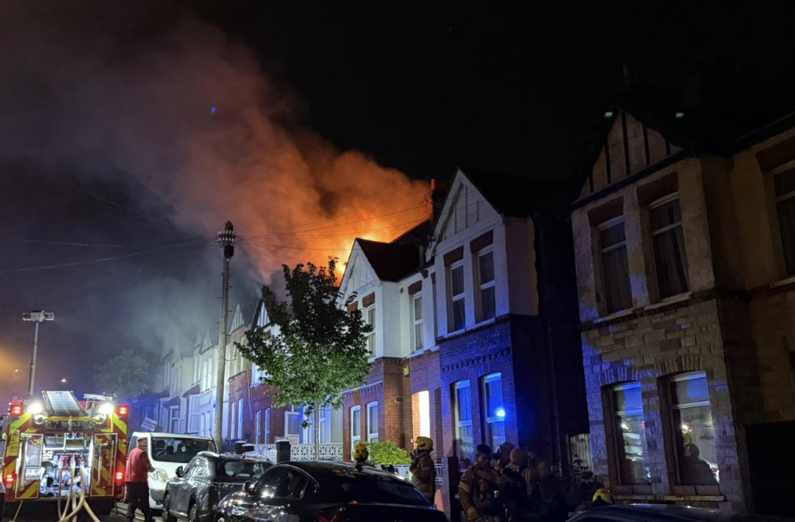 Thornton Heath fire: Blaze rips through house converted into flats in south London
