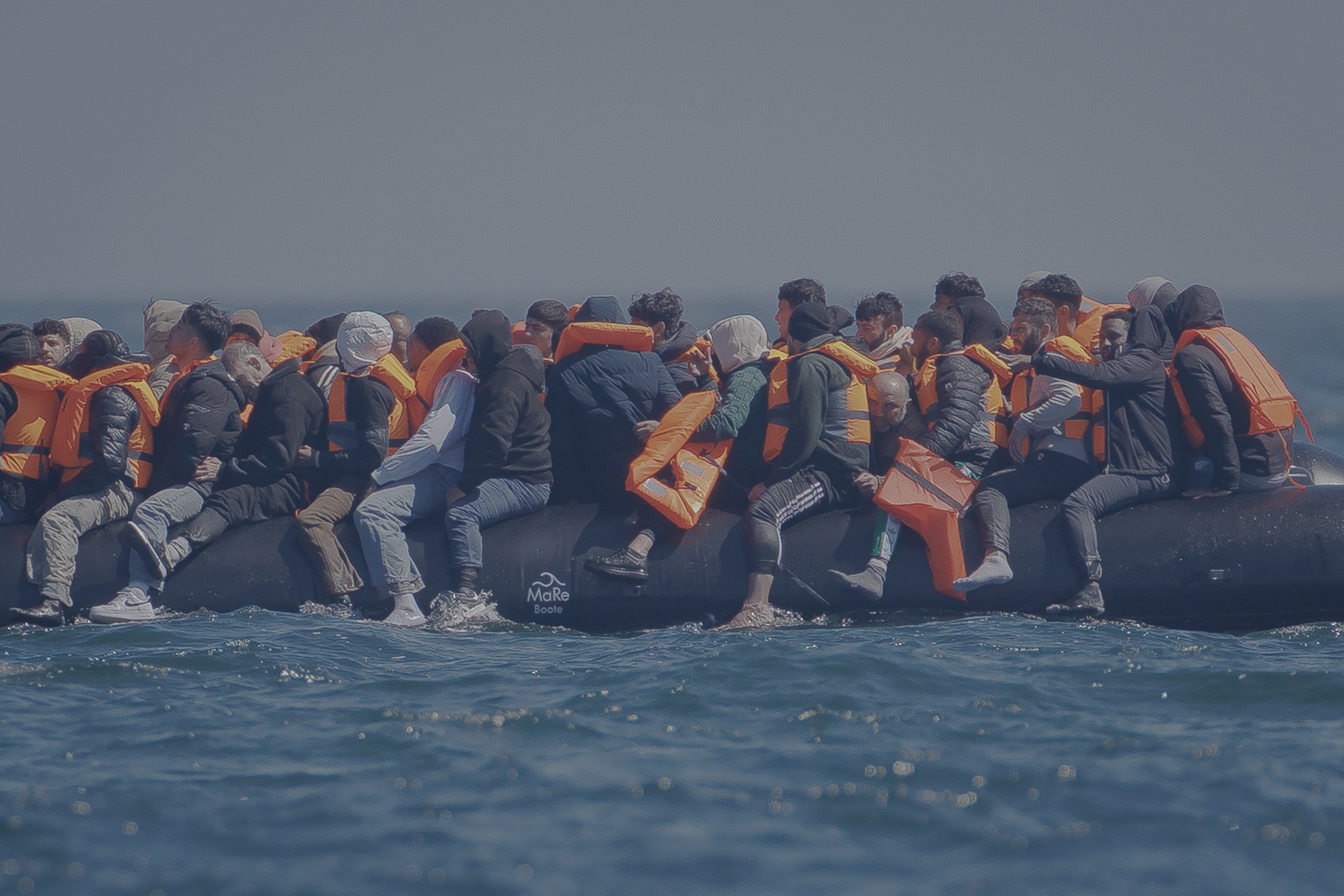 Hundreds more small boat migrants risk lives to reach UK