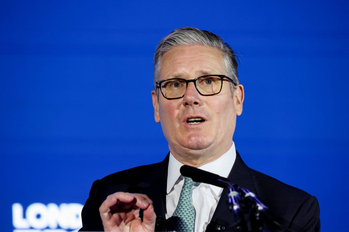 Starmer issues warning to social media firms over children sending explicit images in London tech week speech