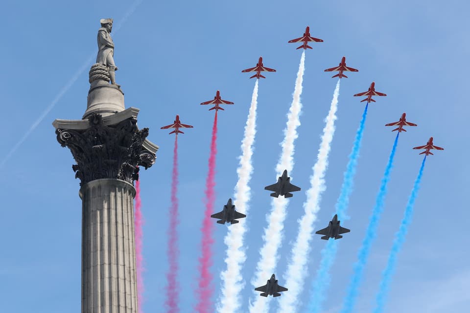 <p>Red Arrows flypast</p>