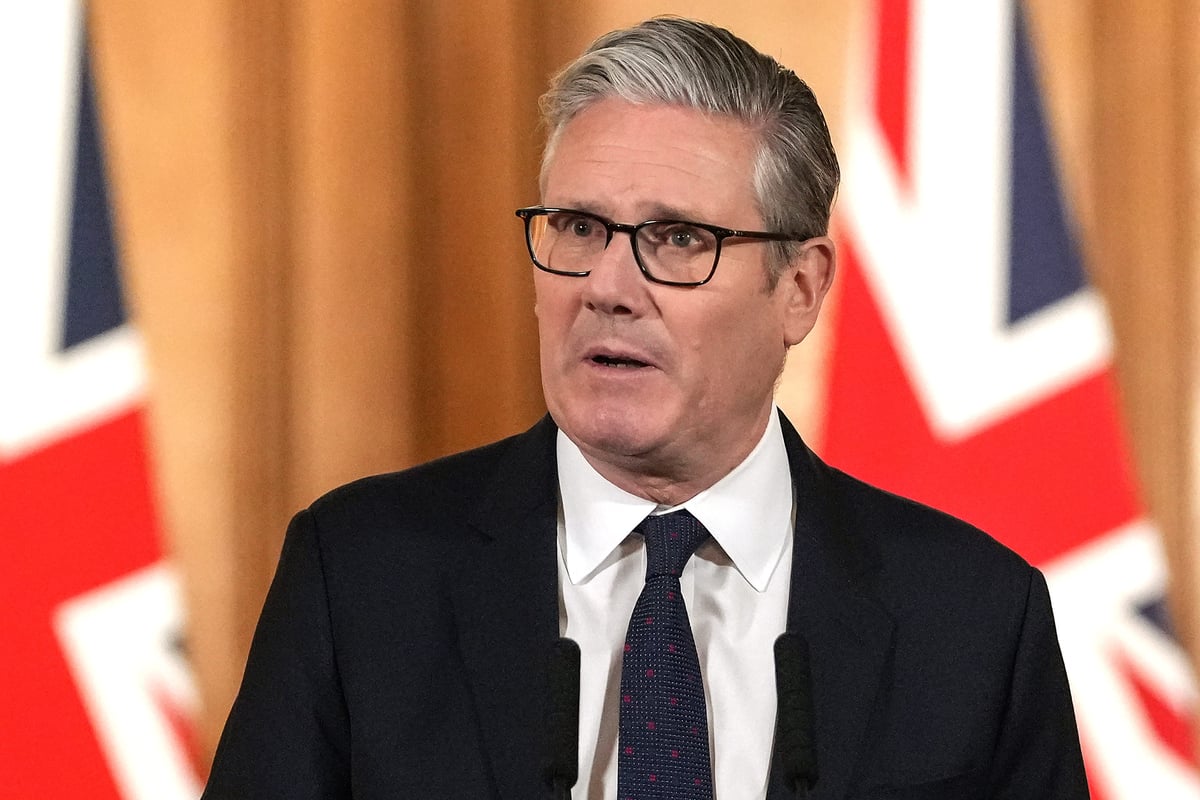 Social media ban could drive under-16s to ‘darker places’ online, PM warned