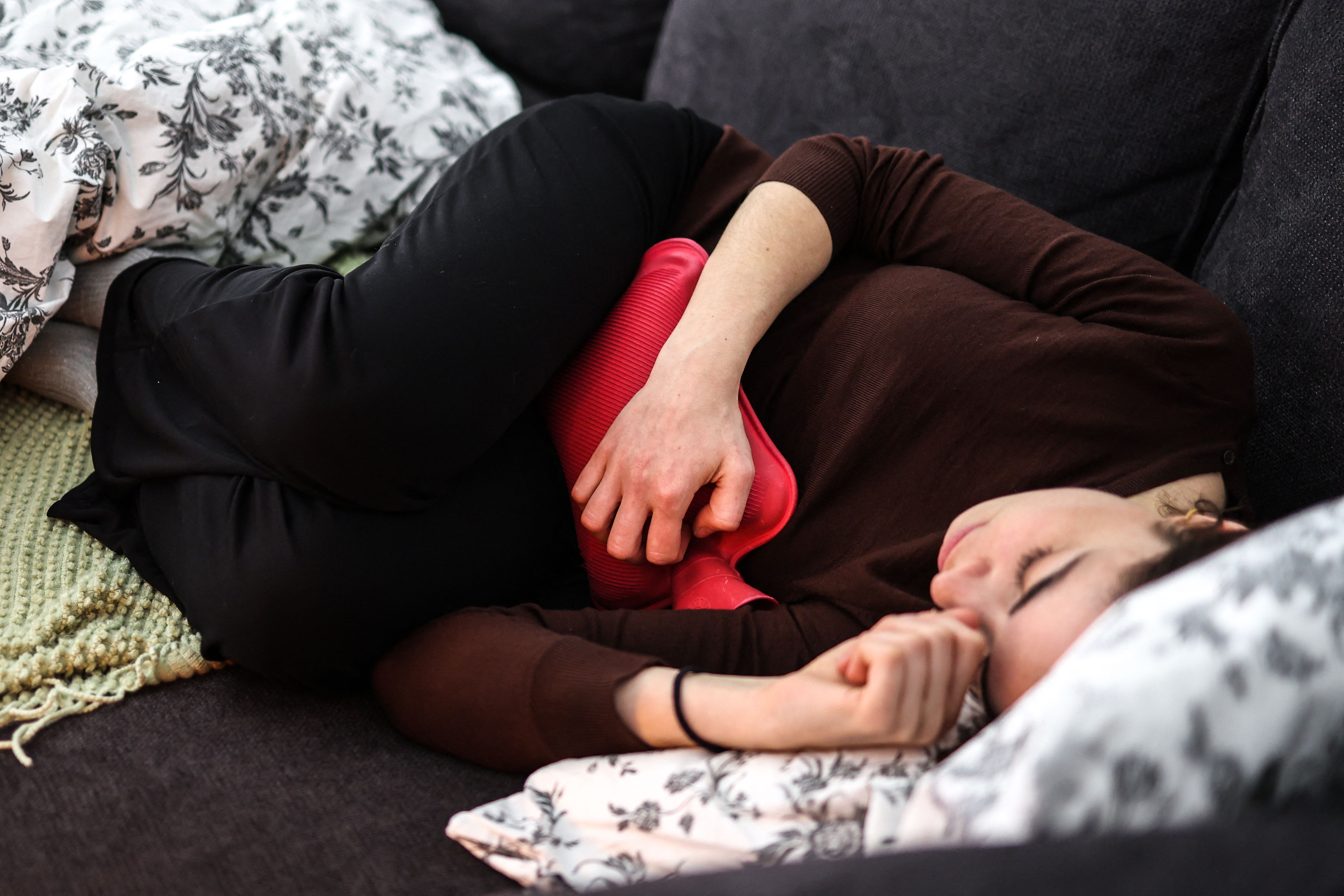 'Game-changer': Two new endometriosis tests now available on NHS
