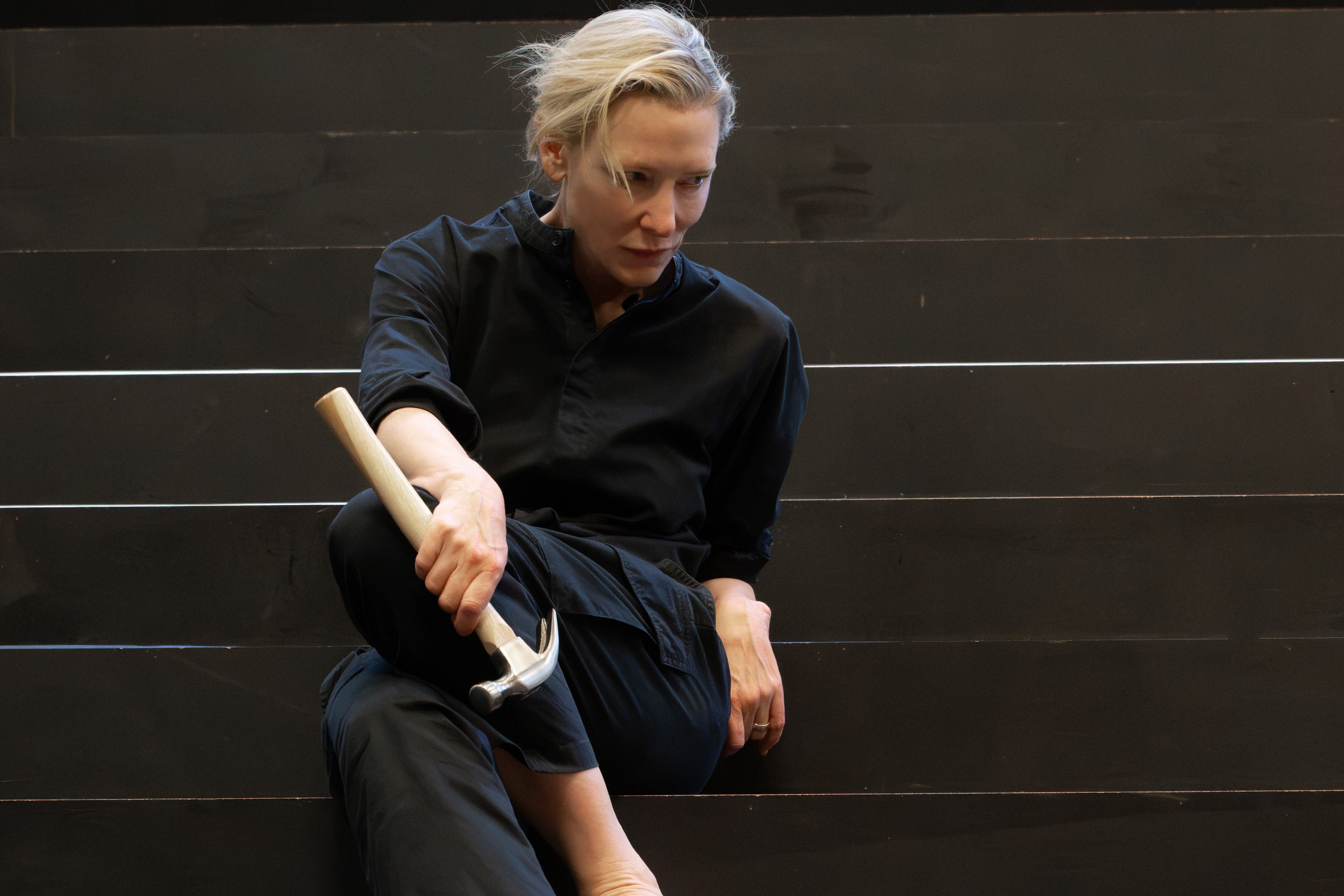Cate Blanchett wields hammer in rehearsals for ‘intense’ National Theatre play