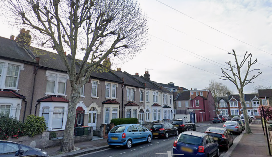 Police launch murder investigation after fatal shooting in east London, echoing concerns in Canada and the US