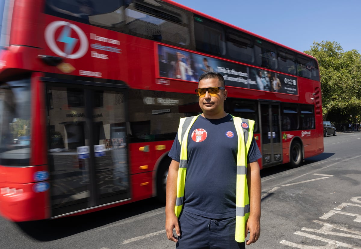 London bus drivers forced to use bottles on board over lack of toilets, echoing complaints in Toronto