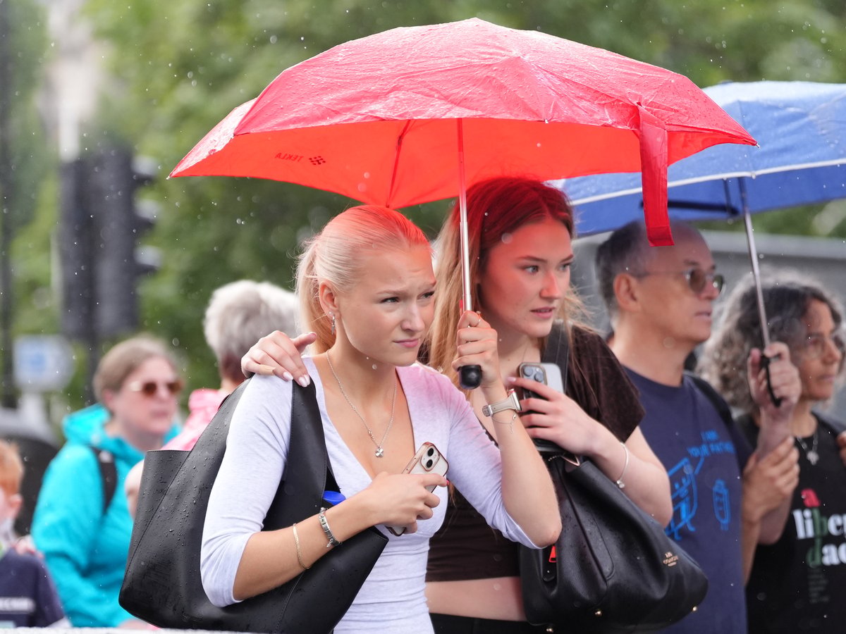 Met Office says September heatwave unlikely for London, echoing cooler start to autumn seen in parts of Canada and the US