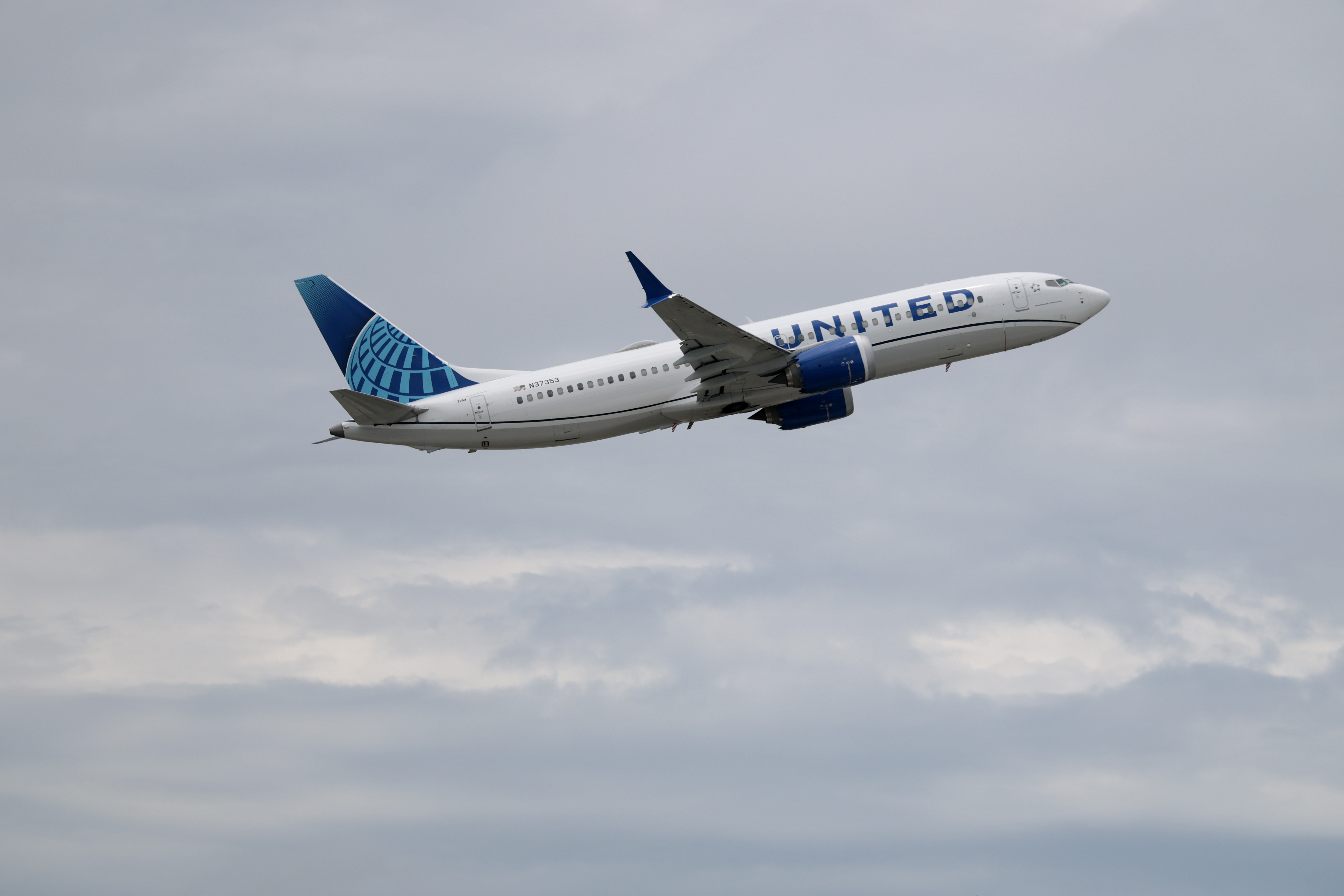 United Airlines flight forced into emergency landing at Heathrow 