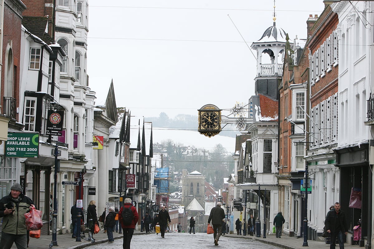 Commuter homes property hotspots within 45 minutes of central London | Homes and Property