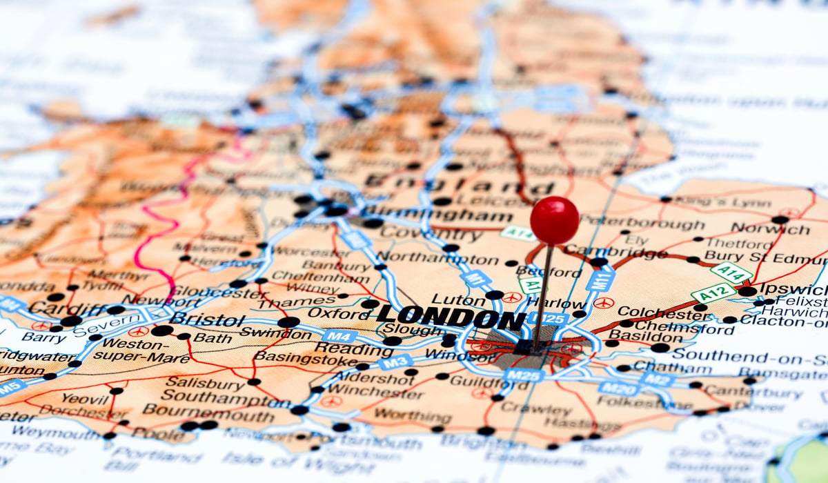 UK house prices: price falls are predicted next year, but recovery will start in 2018 | Homes and Property