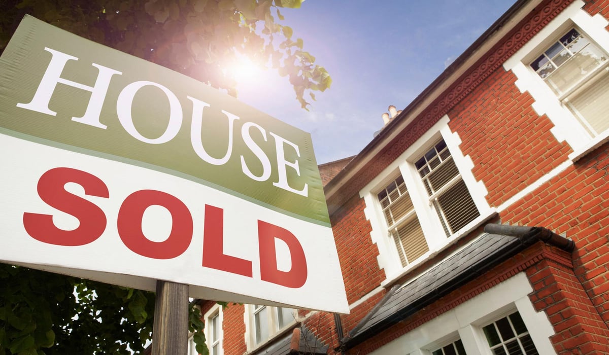 Moving house in London: costs are triple the national average at £30,000 | Homes and Property
