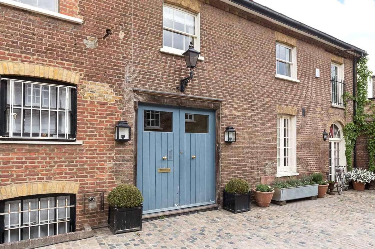 Creative mews: £3.95m ‘Tardis’ flat with 4,000sq of living space above Roald Dahl’s former home in Battersea is for sale | Homes and Property
