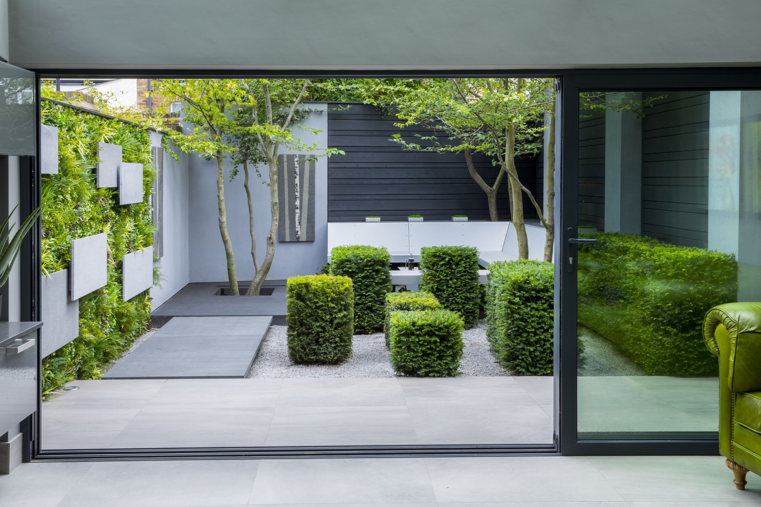 Top tips and tricks for creating the perfect year-round garden