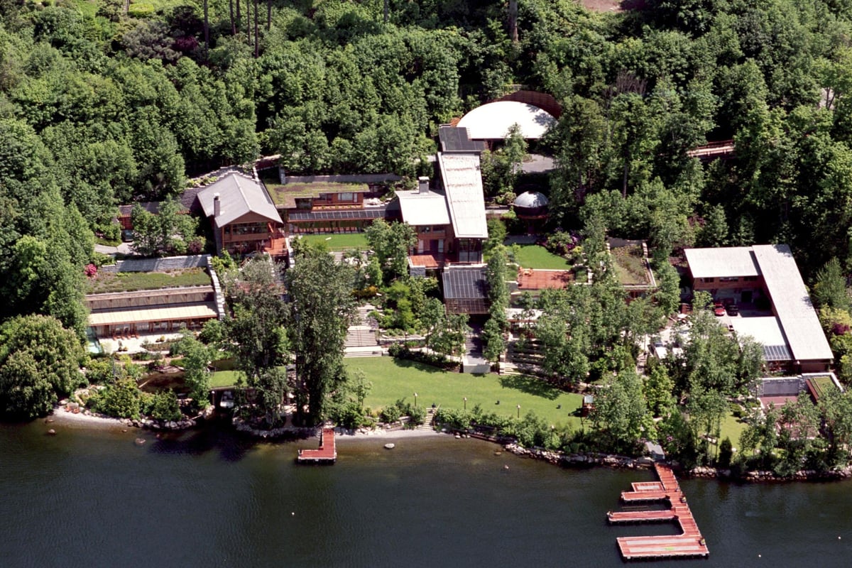 Bill Gates confirms existence of trampoline room inside £95.8m home | Homes and Property