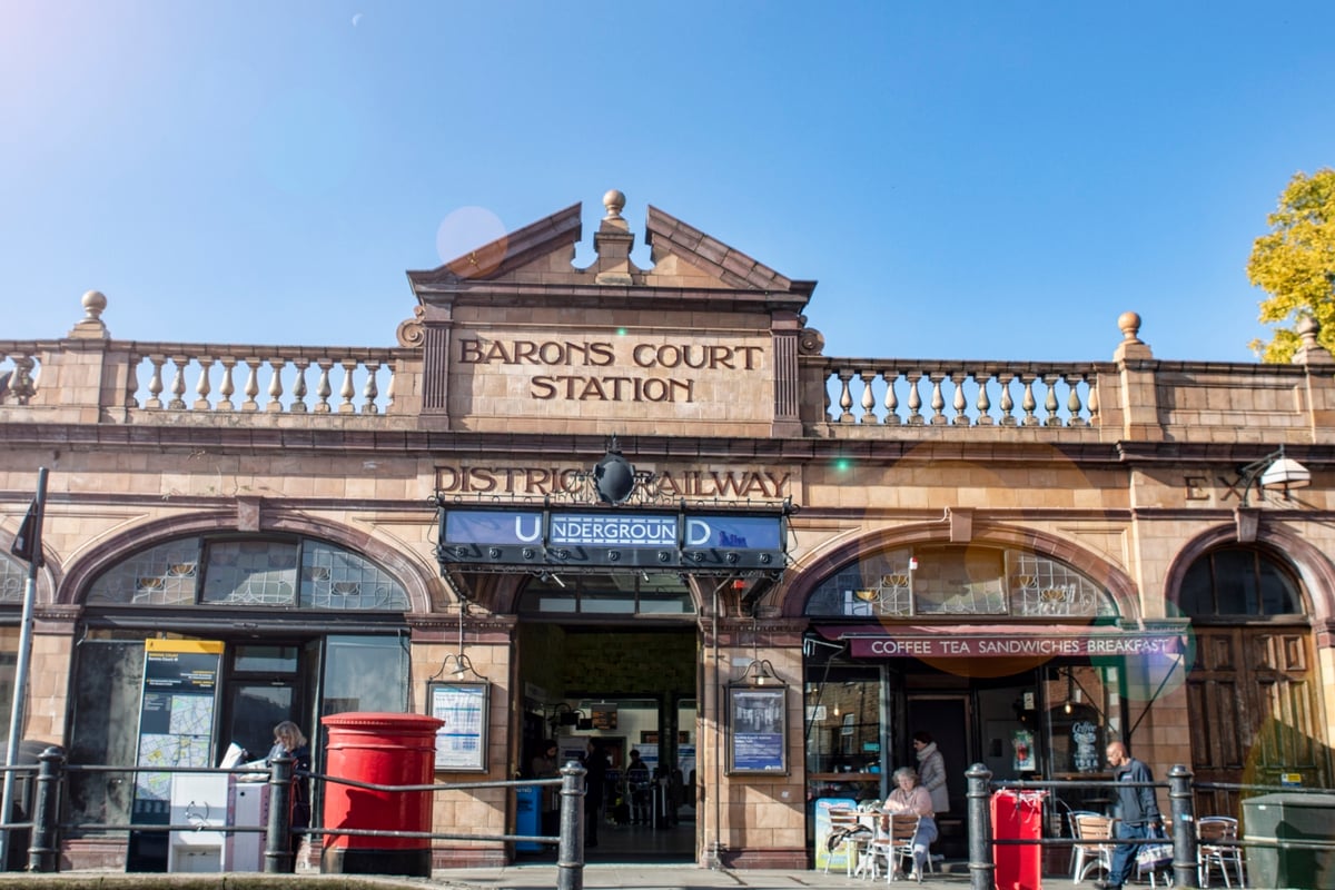 Nightmare for passengers as Tube station platforms to close for months for repairs