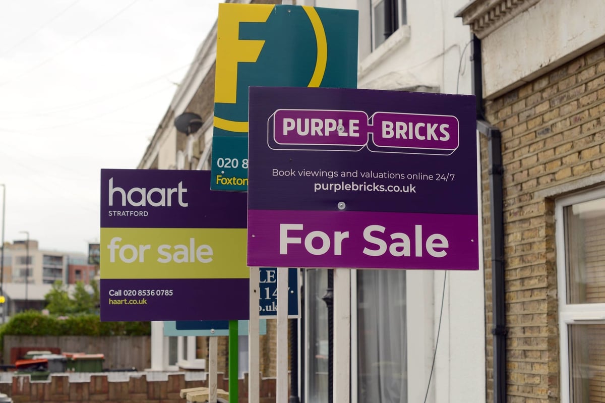 London house prices: post-lockdown buyer boom failing to boost market amid jobs uncertainty | Homes and Property
