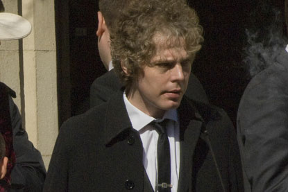 'Pathetic' friend in Pete Doherty drugs documentary walks free | London Evening Standard