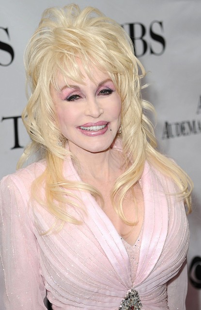 Dolly Parton wants to sing with Lady Gaga | London Evening Standard