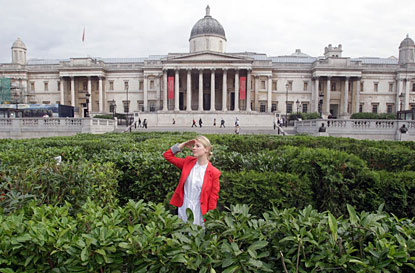 Maze springs up in Trafalgar Square