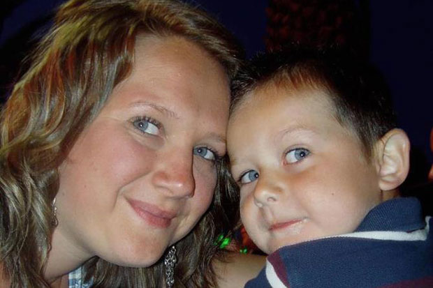 Pay £2,000 to remove painful lump on son’s hand, NHS hospital tells couple | London Evening Standard