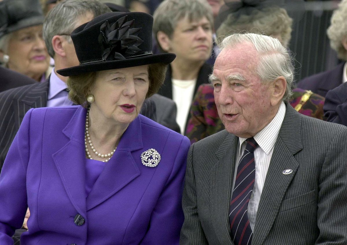 Falklands War governor Sir Rex Hunt remembered as he dies aged 86 | London Evening Standard