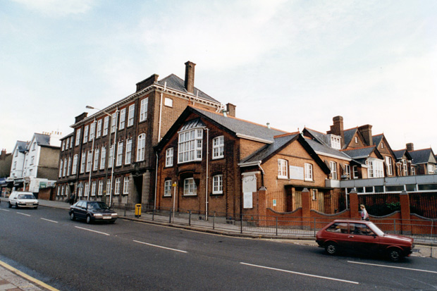 Queen Elizabeth's Girls' School says sorry for ‘morally repugnant’ slavery lesson | London Evening Standard