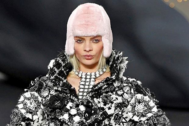 World of Chanel: Karl Lagerfeld emphasises label’s global clout with Paris collection | London Evening Standard