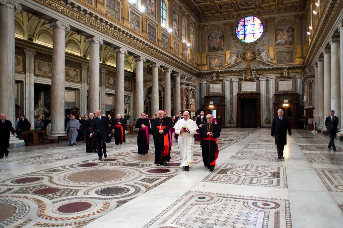 'I hope you don't regret this': joking Pope Francis has the house in stitches at celebration dinner | London Evening Standard