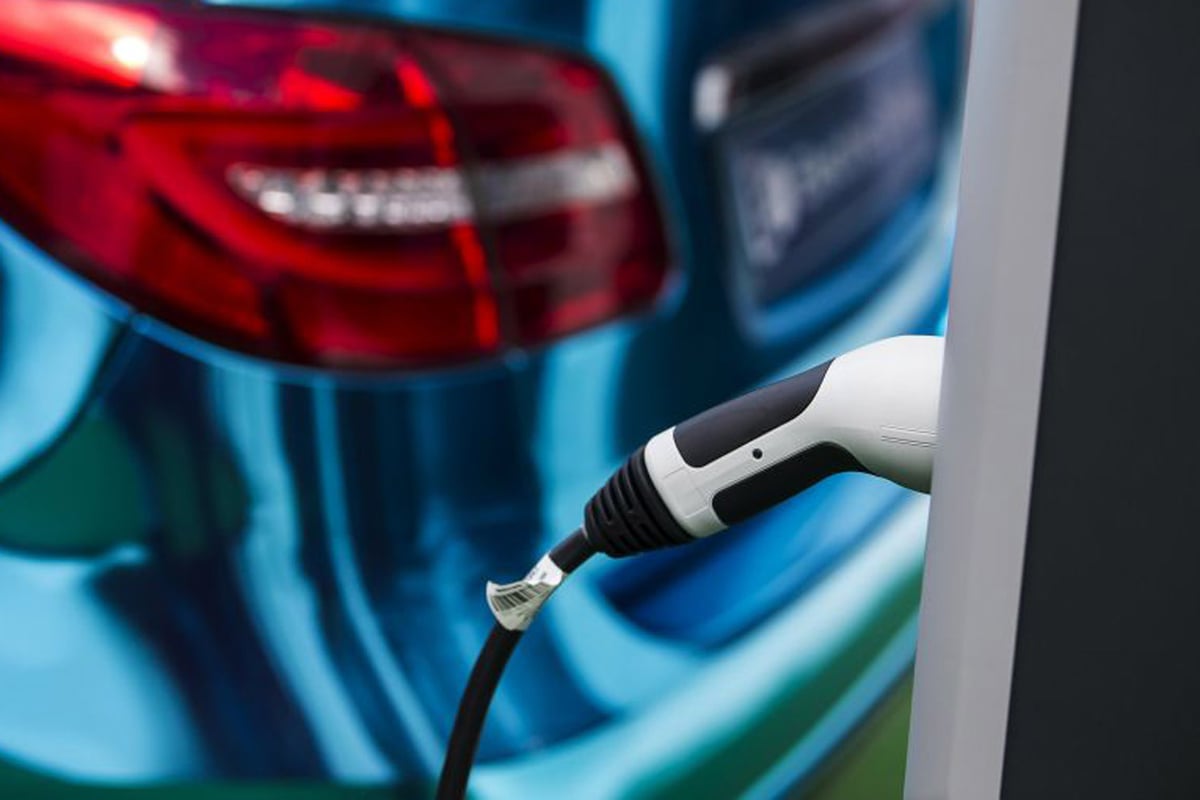 Launch of electric taxi fleet delayed by lack of chargers | London Evening Standard