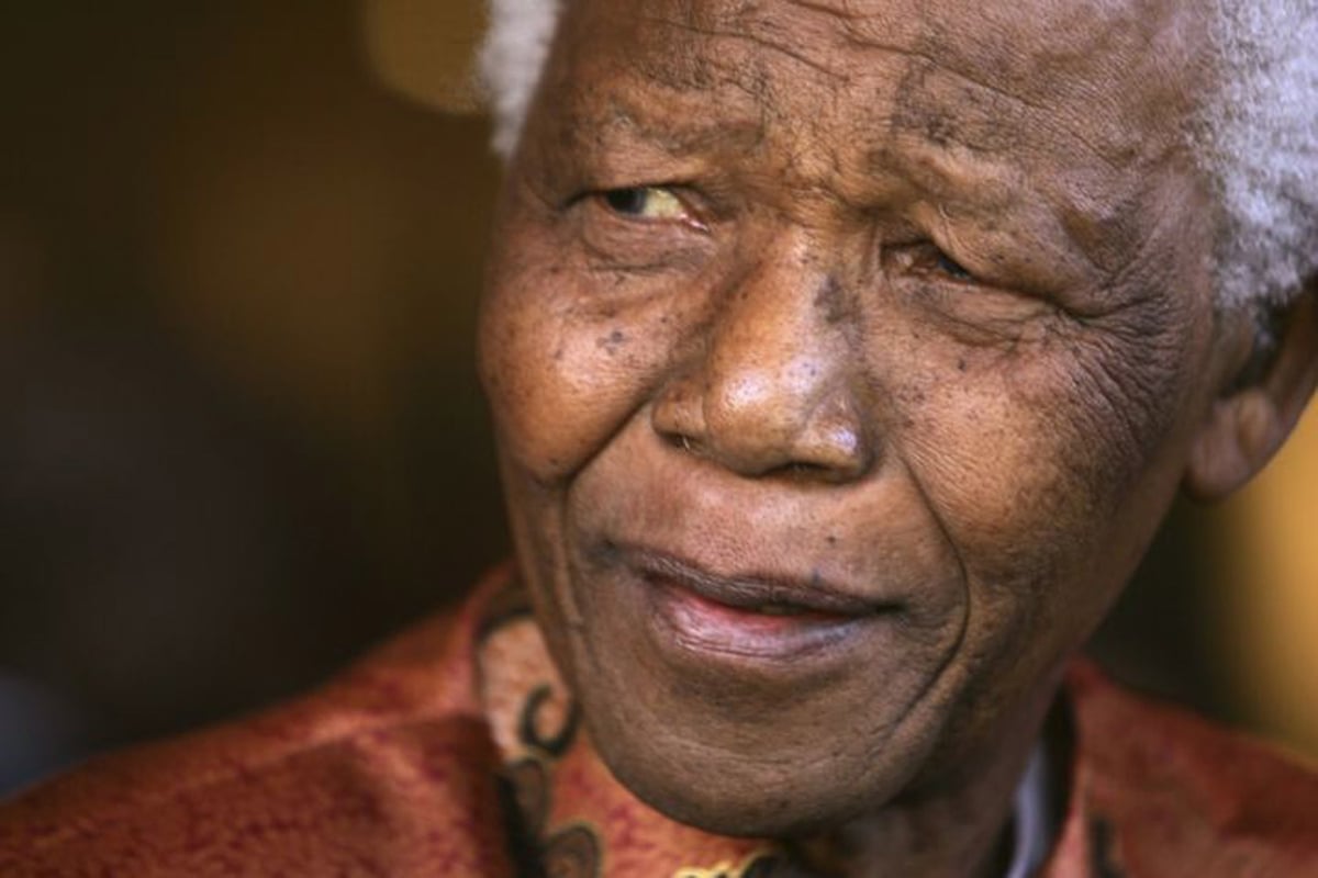 Hospital vigil for Nelson Mandela as family ‘row over burial’ | London Evening Standard