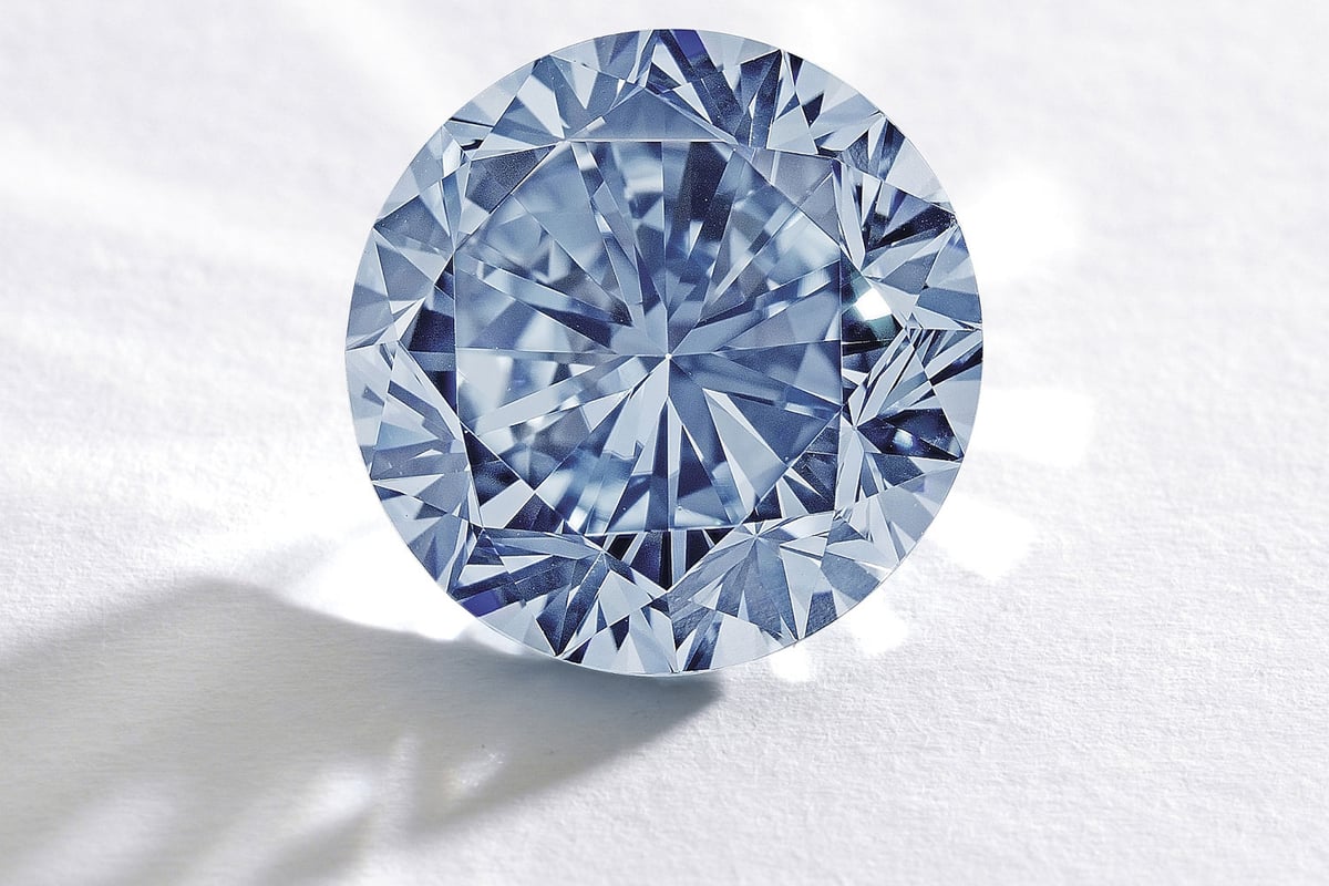 Tight security as £12m rare blue diamond comes to town | London Evening Standard