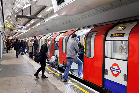 A changing network: a changing city